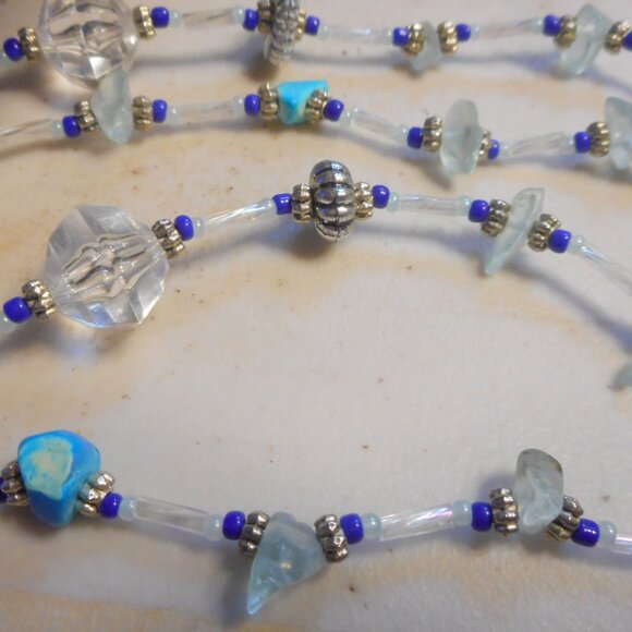 HandCrafted Necklace about 30"  ...… blue, white, silver and clear bead color - Picture 6 of 8